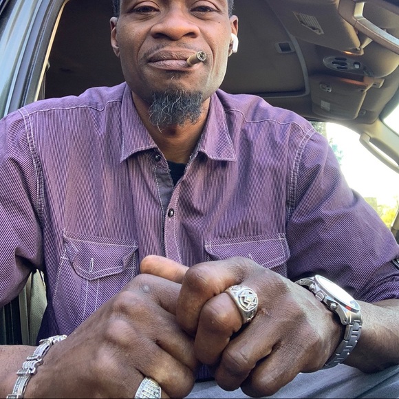 Meet your Posher, Everett - Picture 1 of 1